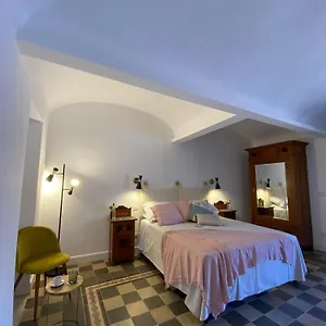 Dimora Dei Minoriti Bed & Breakfast